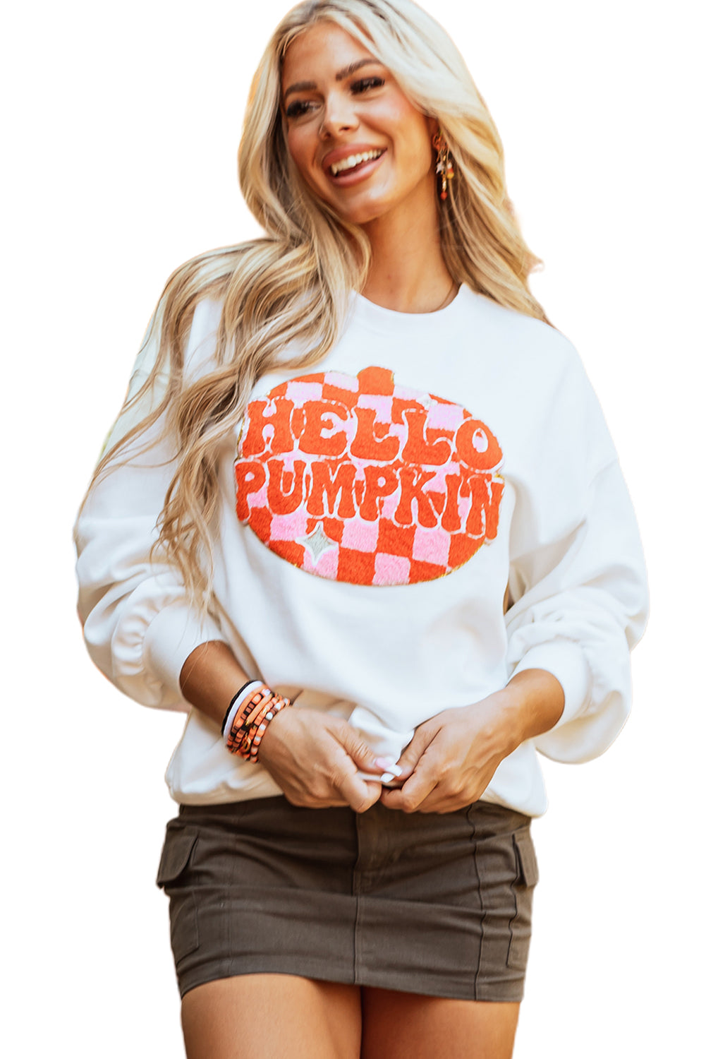 Autumn vibes: White pumpkin patch pullover sweatshirt