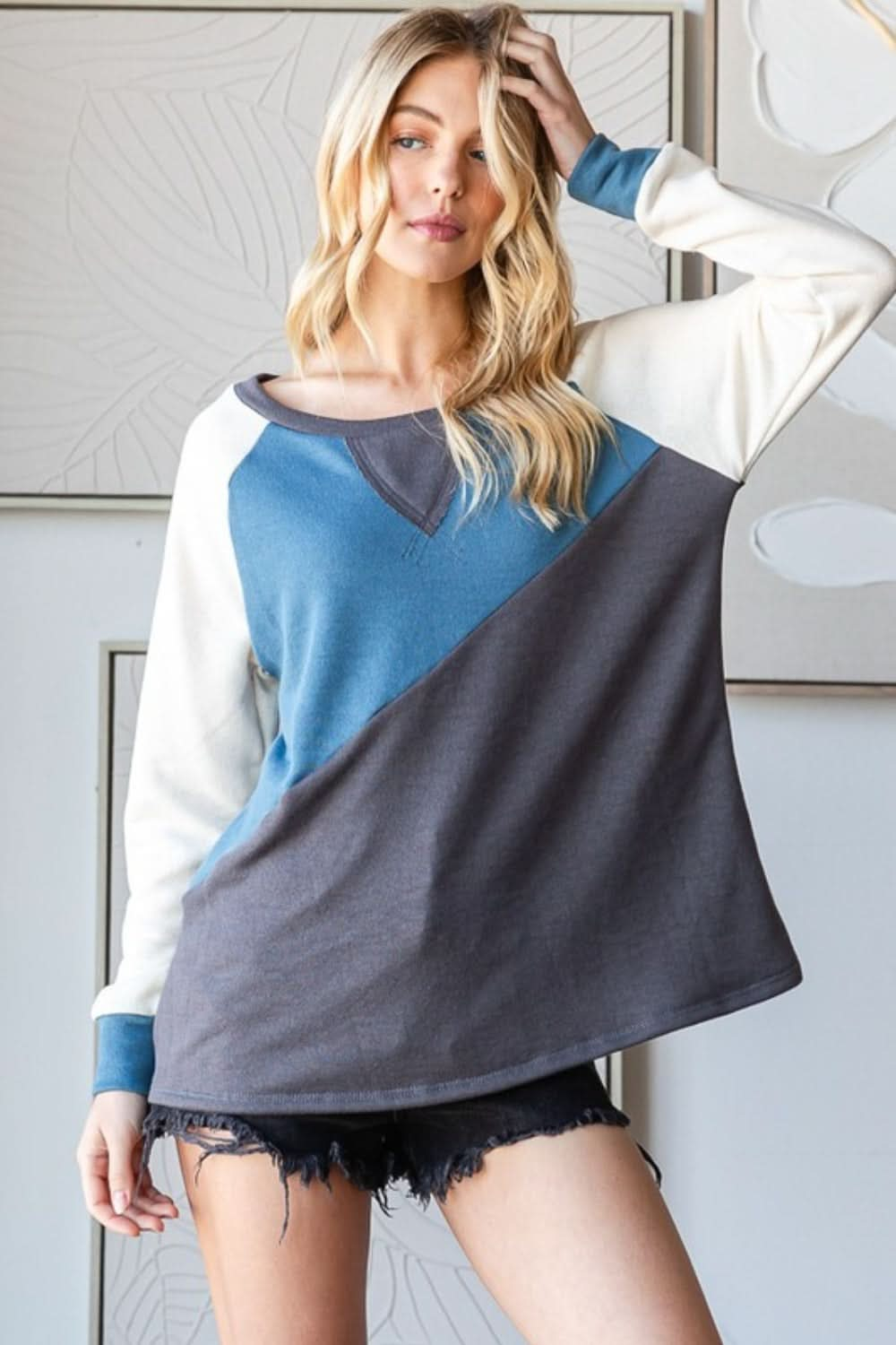 HOPELY Color Block Long Sleeve Tee