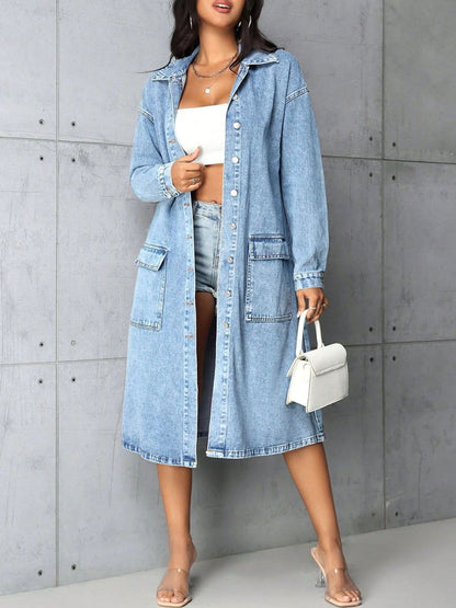 Stylish denim top with pockets and button-up front