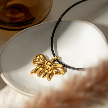 18K Gold-Plated Bow Pendant Necklace.