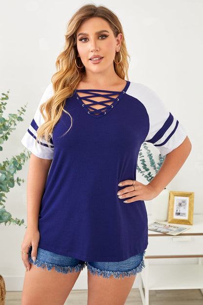 Plus Size Contrast Crisscross Tee Shirt.