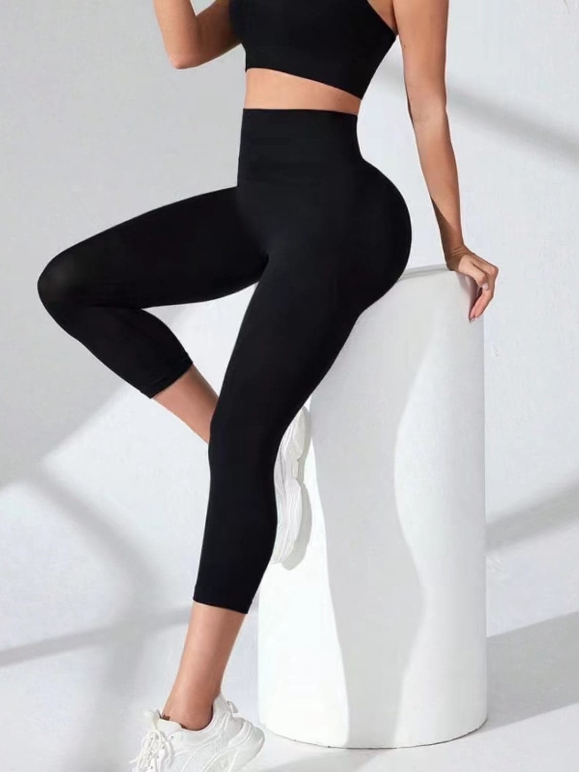 High Waist Cropped Active Leggings.