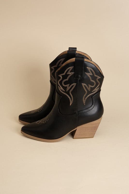 BLAZING-S WESTERN BOOTS.