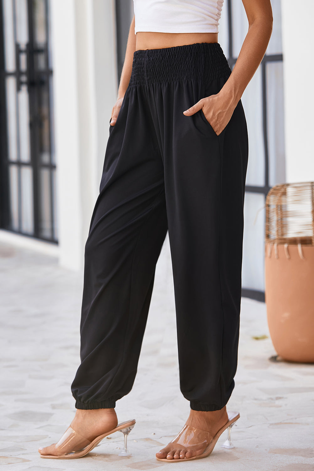 Chic black smocked joggers - high-rise comfort