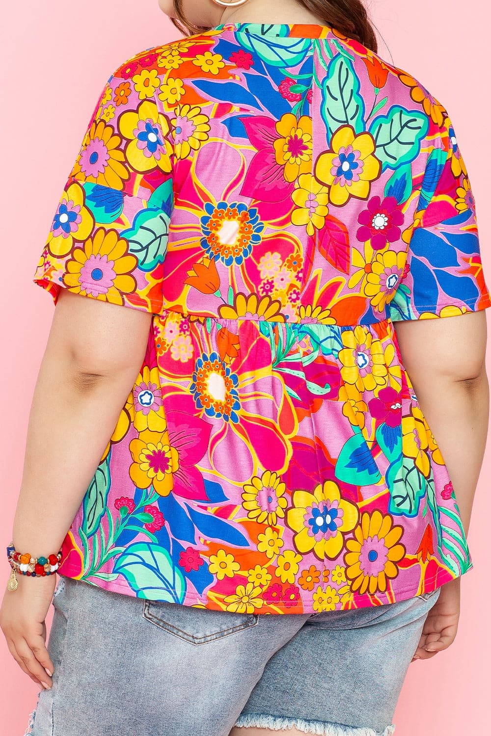 Plus Size Printed Round Neck Short Sleeve Top.