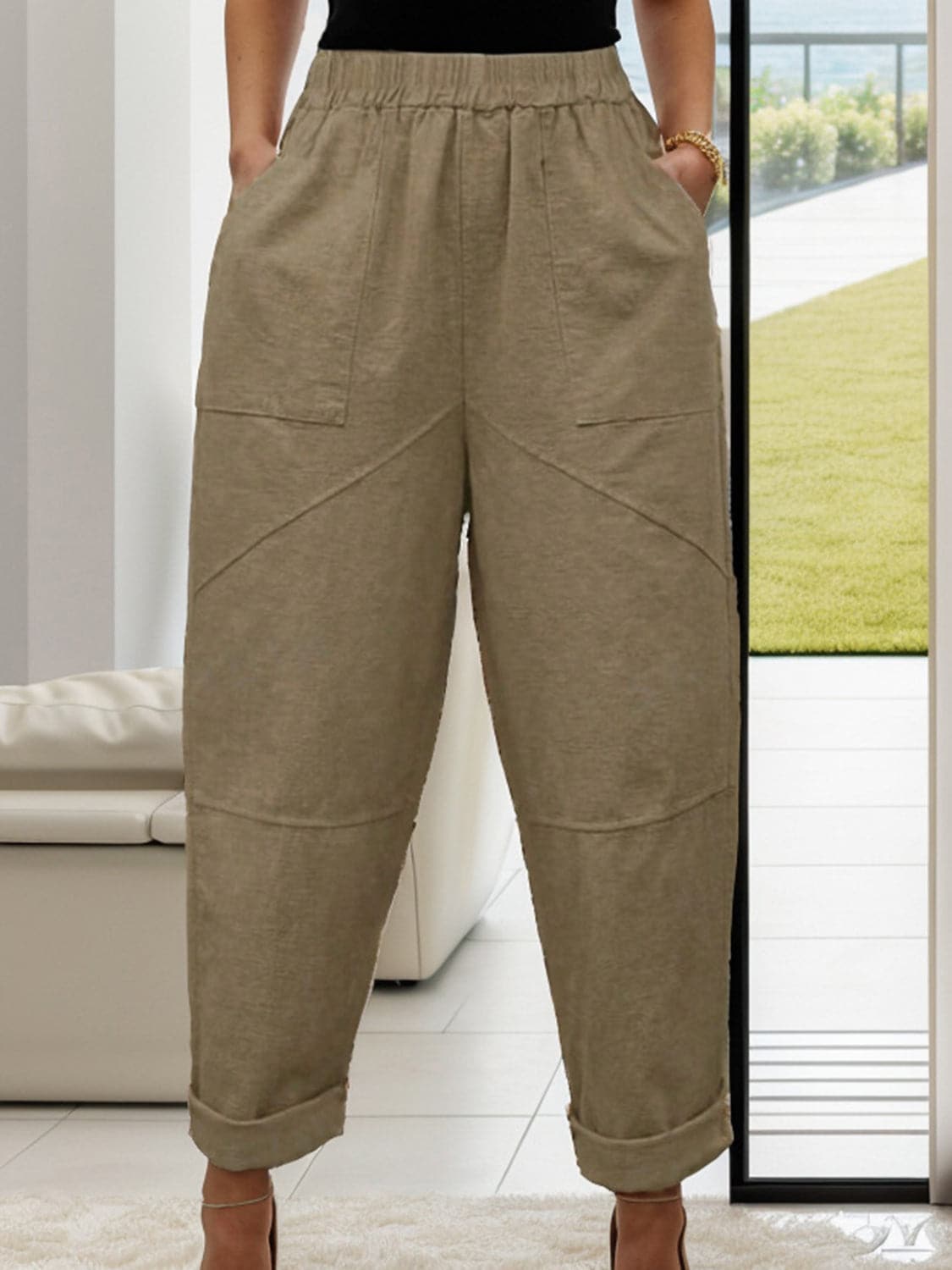 Comfortable sheer pocket pants with elastic waistband