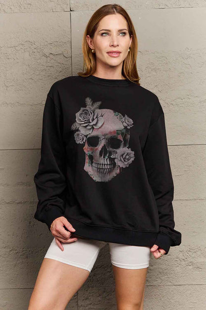 Skull graphic casual sweatshirt