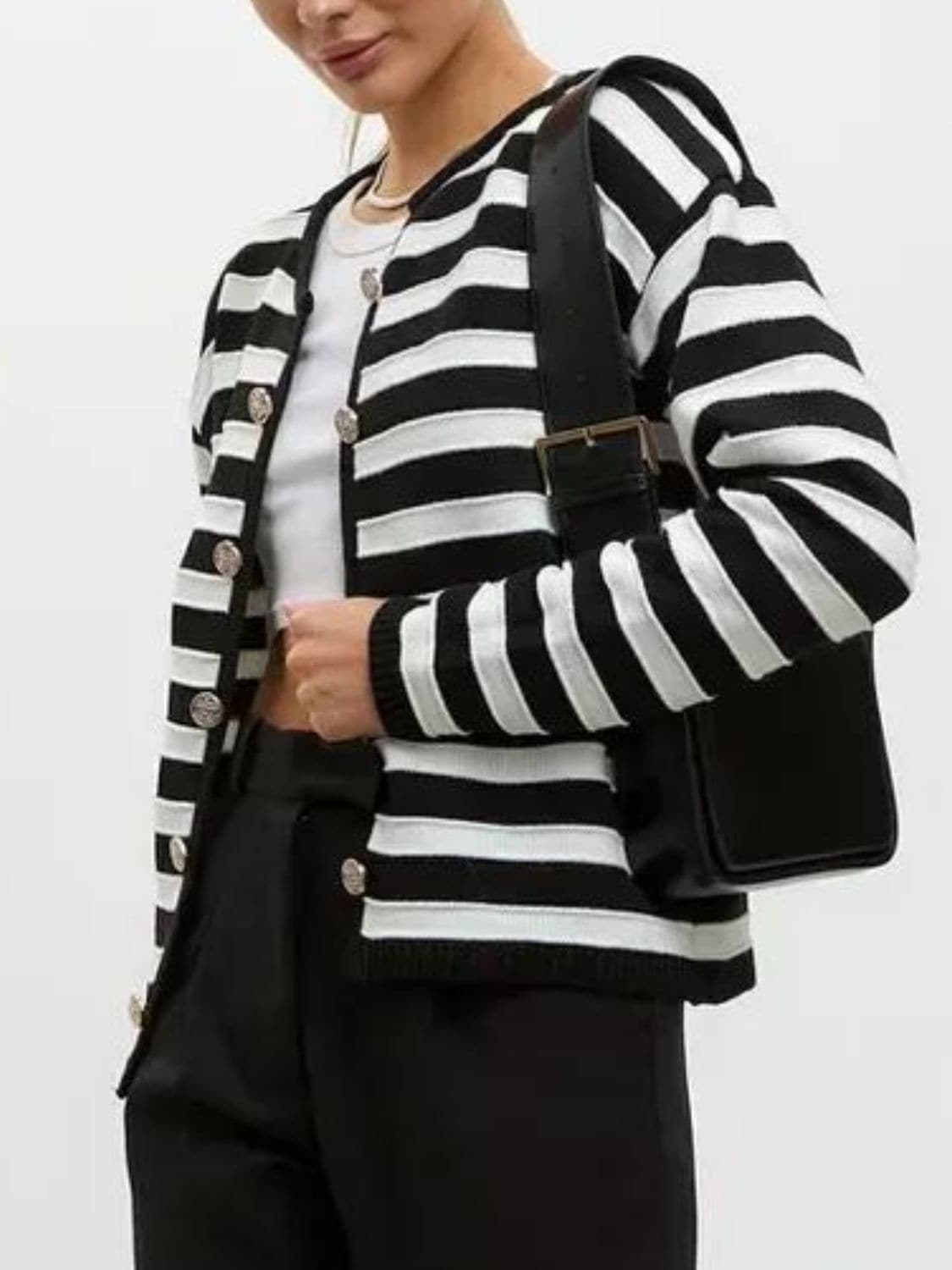 Chic striped cardigan with dropped shoulders