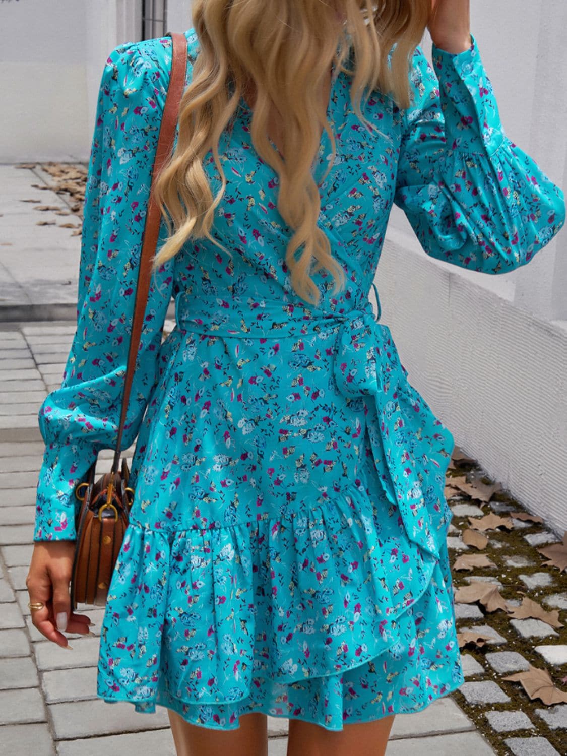 Chic ruffled long sleeve mini dress