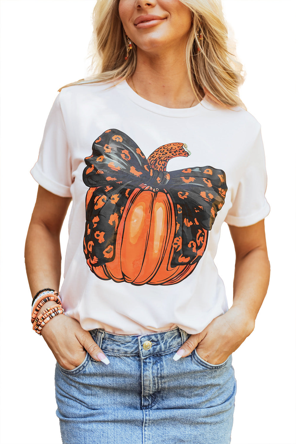 White pumpkin graphic t-shirt with bowknot detail for Halloween