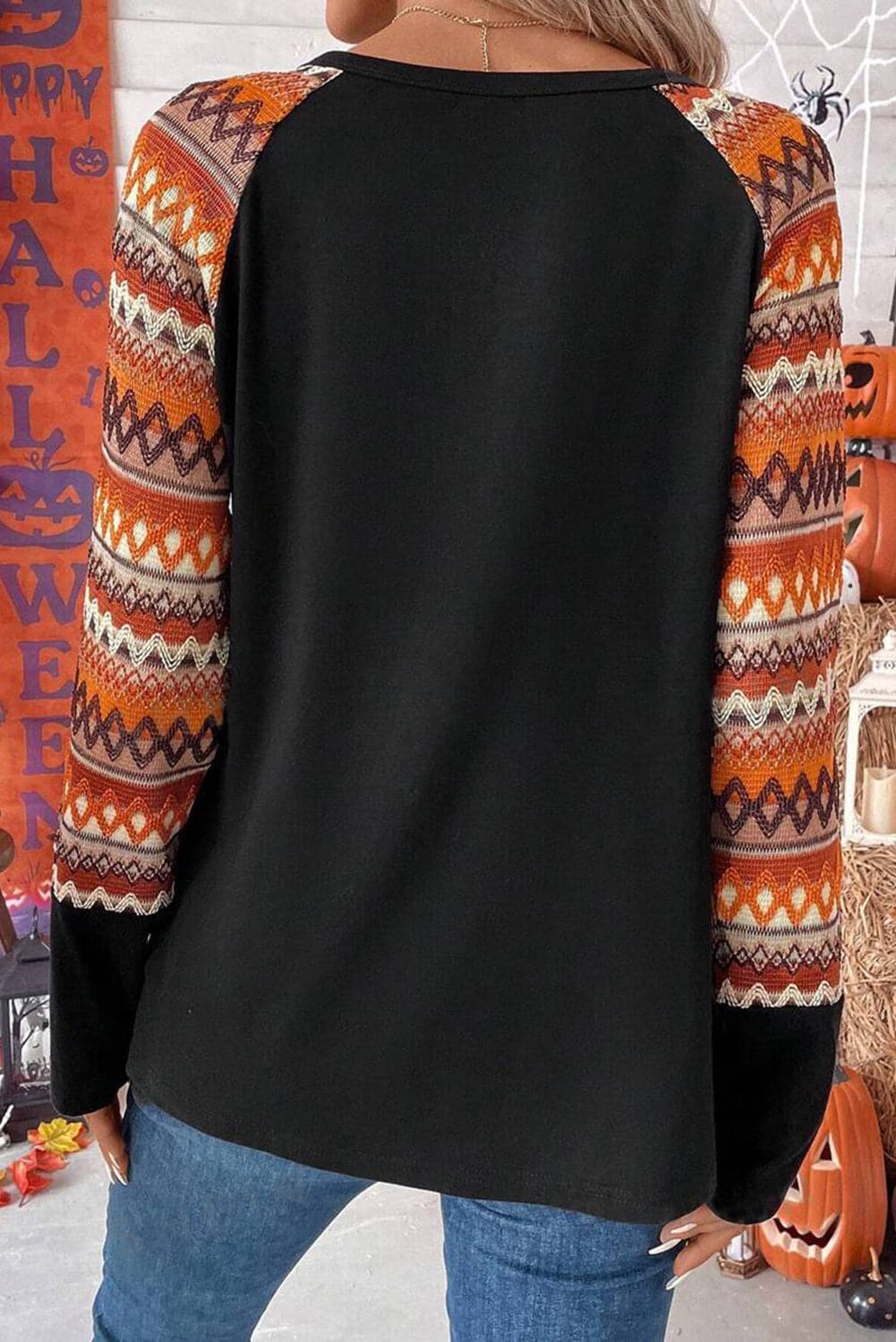 Printed Round Neck Long Sleeve Top.