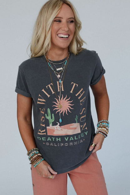 Sunrise Vibes Western Graphic Tee in Dark Grey