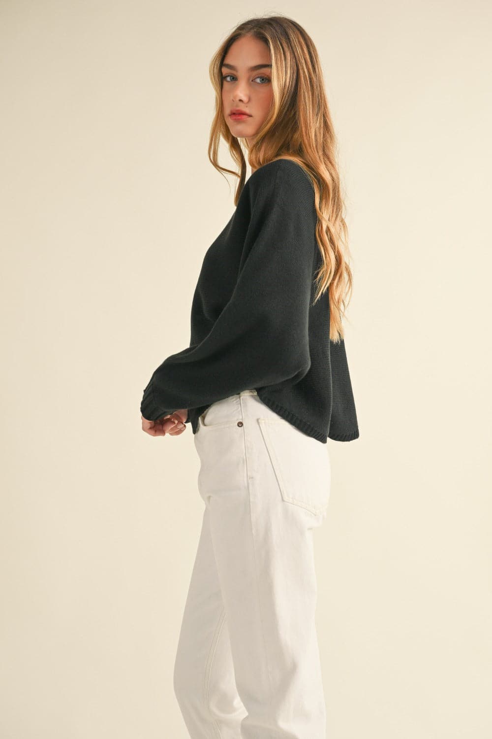 Chic dolman sleeve cropped knit sweater with round neck