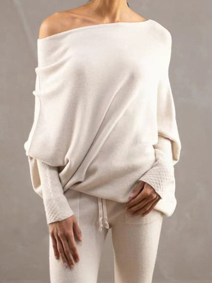 Full Size Boat Neck Batwing Sleeve Knit Top.