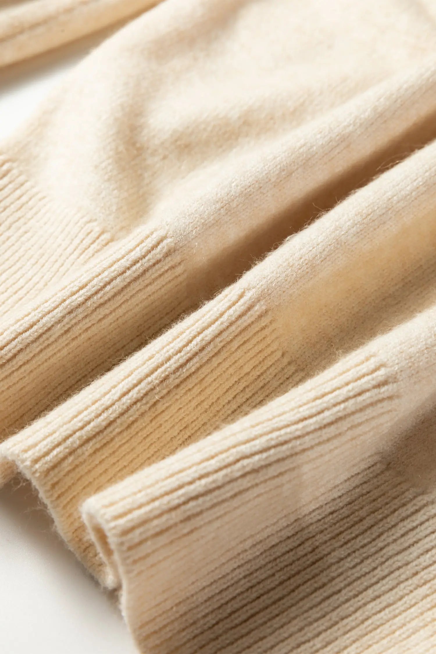 Jet Stream Lace Trim Patchwork Buttoned Cuffs Loose Sweater Dear-Lover Dropshipping