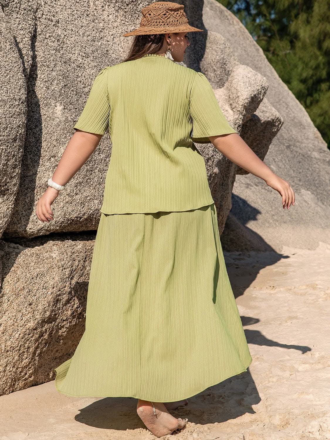 Chic Plus Size V-Neck & Skirt Set - Love Salve 