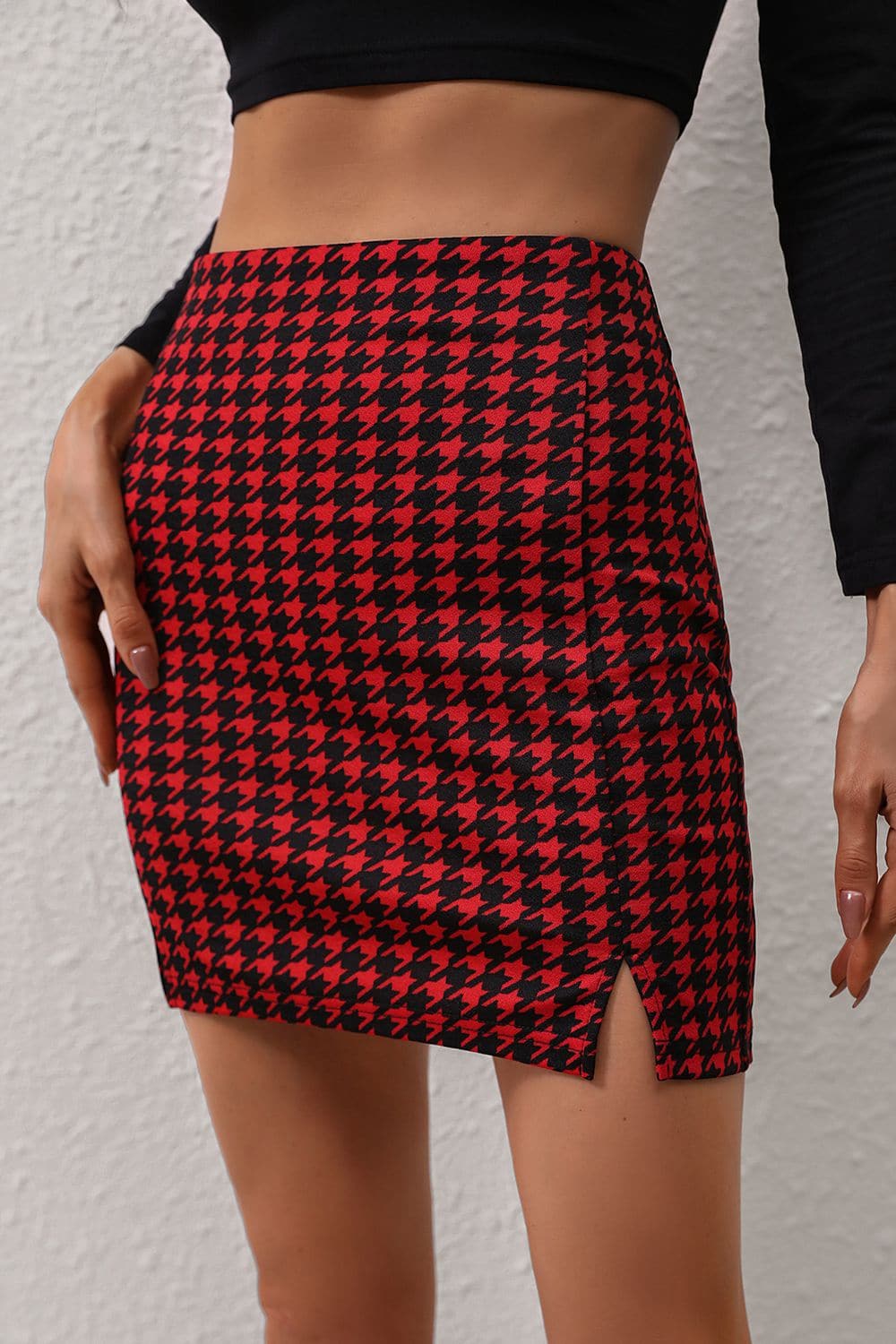 Houndstooth Slit Mini Skirt.