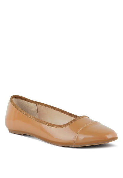 Camella round toe flat shoes