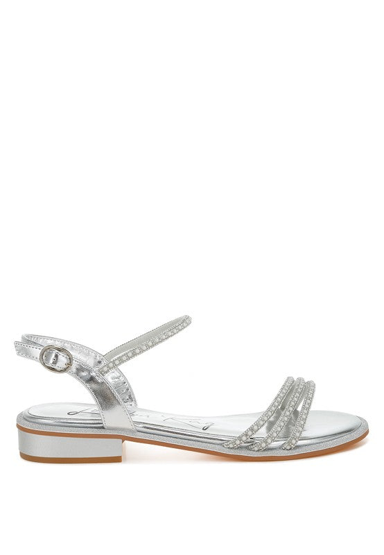 Nobbity pearl and rhinestone sandals