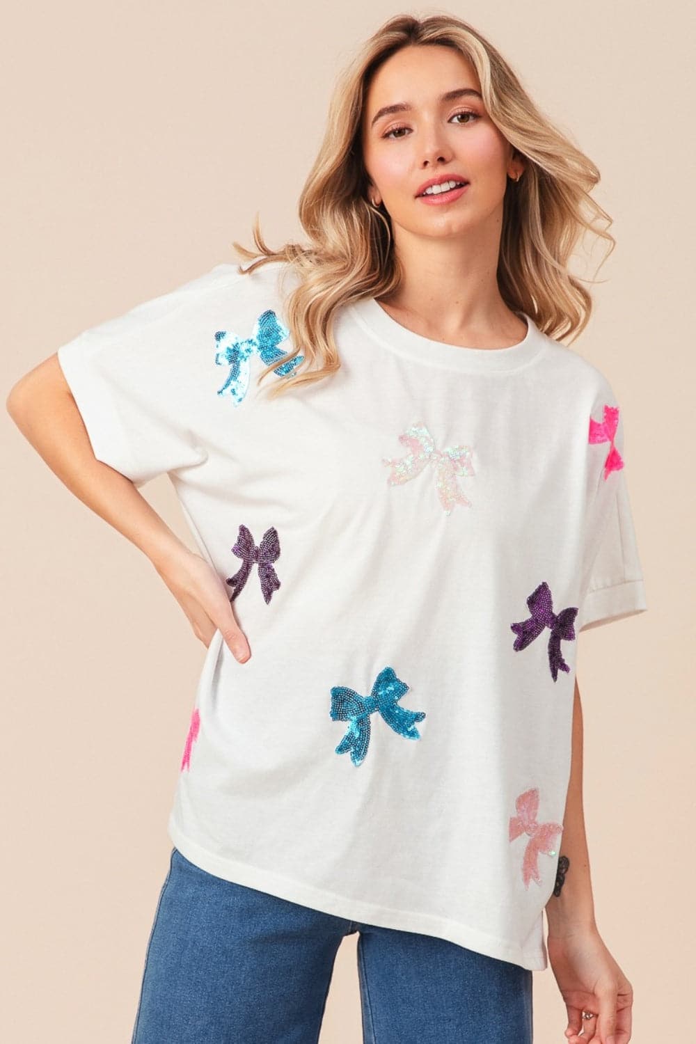 Sequin bow patch short sleeve tee for a stylish twist