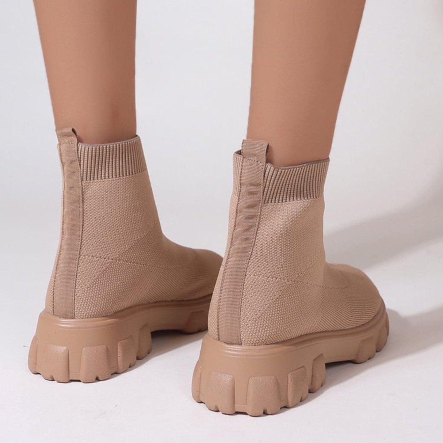 Mesh Round Toe Platform Boots.