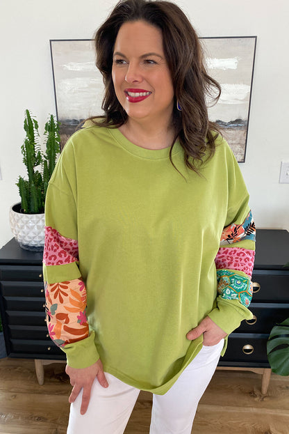 Chic green plus size patchwork sleeve split sweatshirt