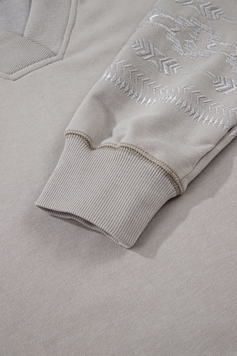 Parchment Aztec Embroidered Western V Neck Sweatshirt Dear-Lover Dropshipping