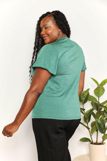 Double Take Ruched V-Neck Short Sleeve T-ShirtDouble Take Ruched V-Neck Short Sleeve T-Shirt
 Discover your new favorite tee! The Double Take Ruched V-Neck Short Sleeve T-Shirt effortlessly combines style and coLove Salve -Neck Short Sleeveplus