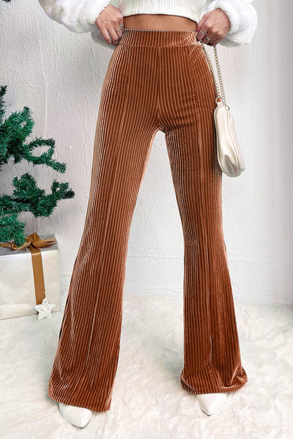 Chic high-waisted flare corduroy pants in chestnut brown