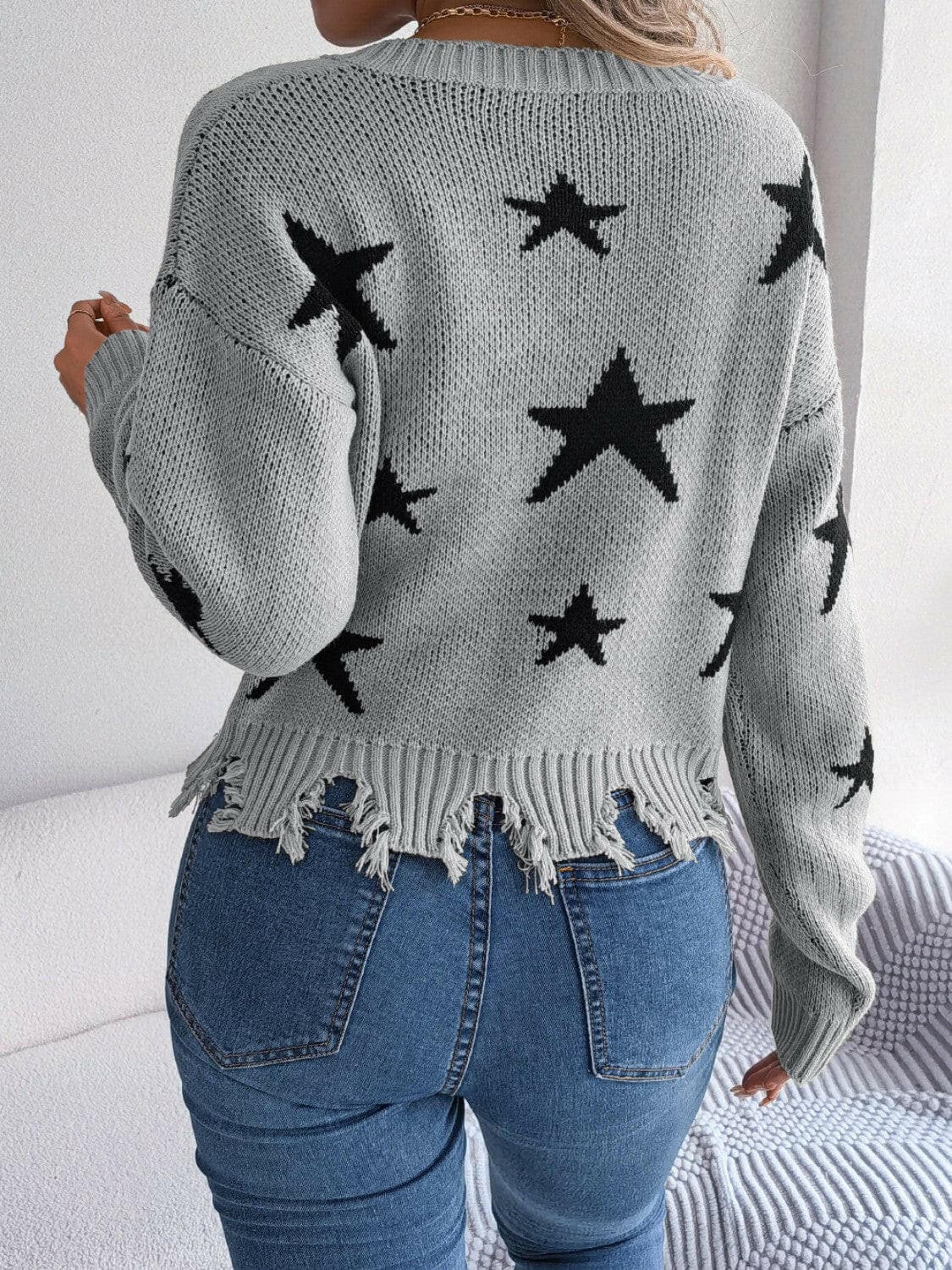 Star Pattern Distressed V-Neck Cropped Sweater.