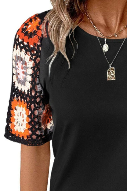 Geometric Round Neck Short Sleeve Blouse.