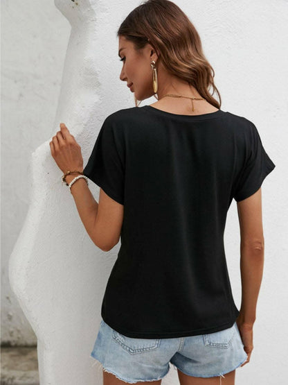 Asymmetric hem round neck tee 