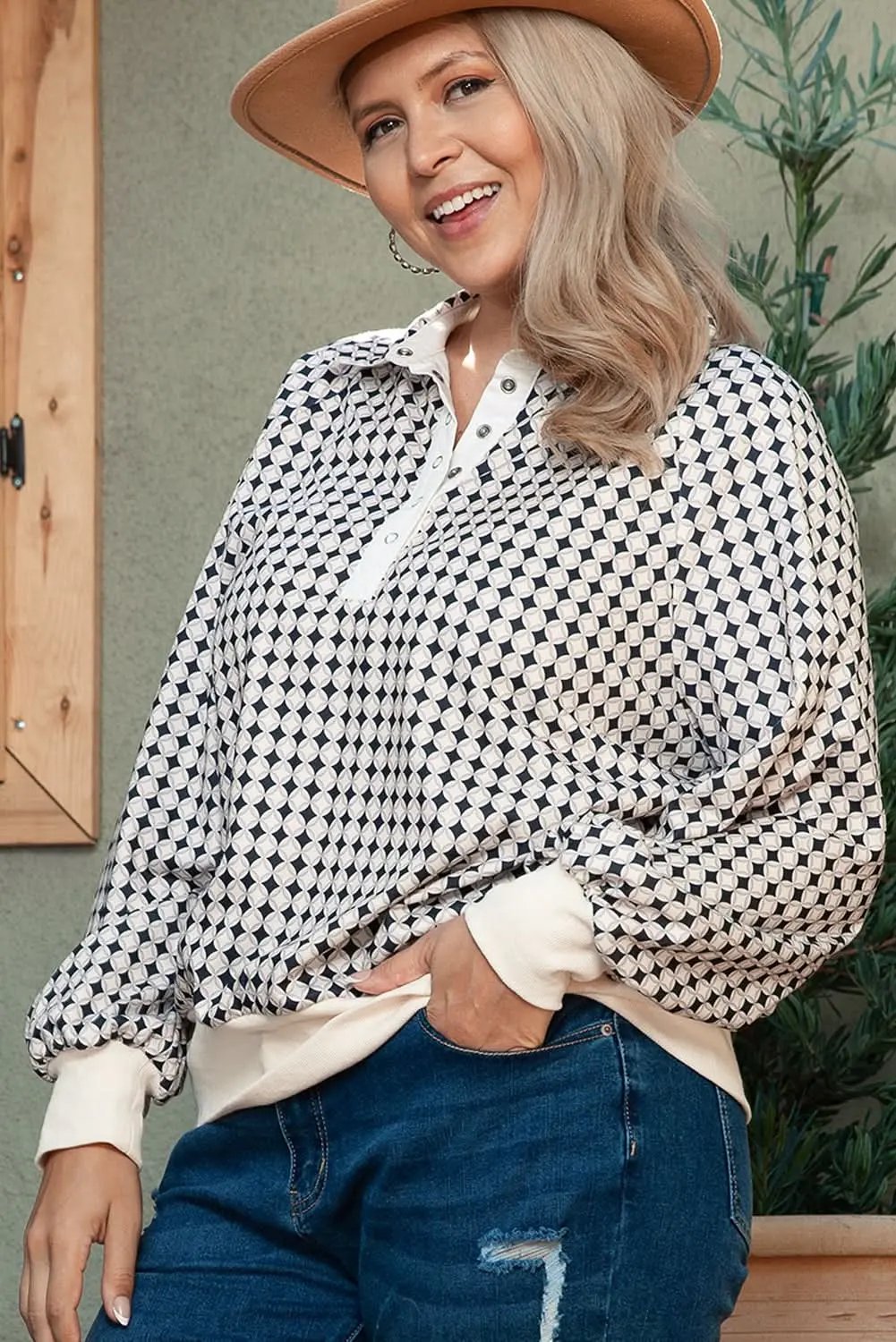 Black Plus Size Two-Tone Pullover - Love Salve 