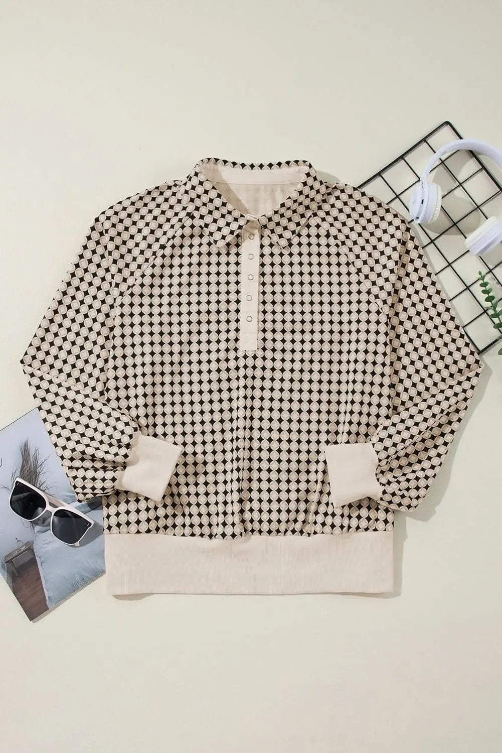 Black Plus Size Two-Tone Pullover - Love Salve 