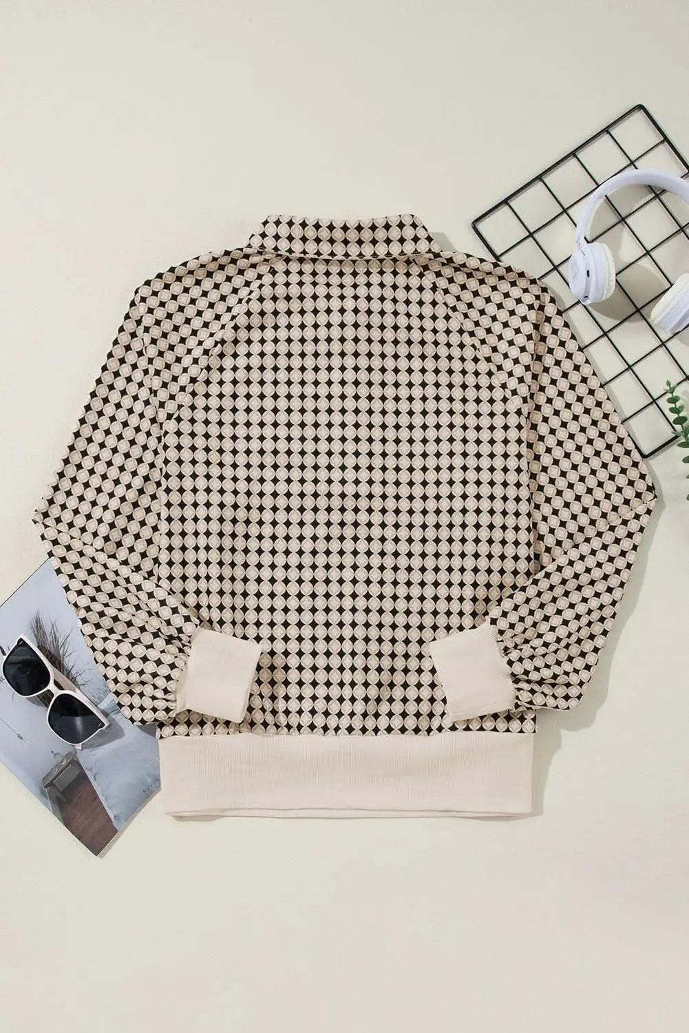 Black Plus Size Two-Tone Pullover - Love Salve 