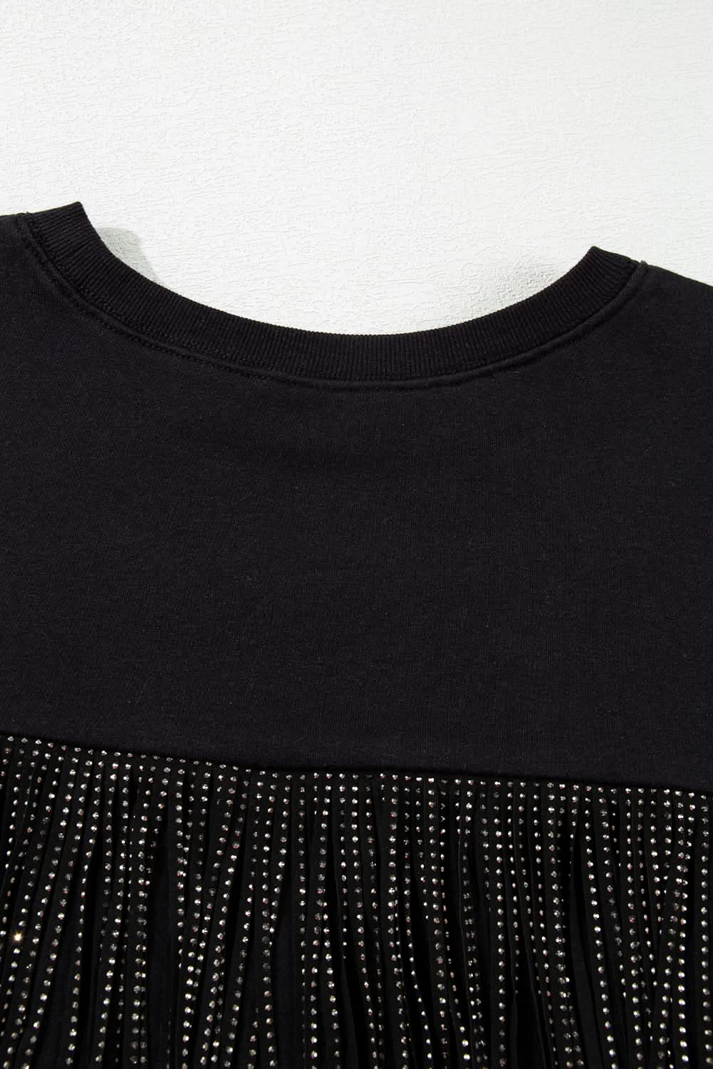 Black cropped rugby sweatshirt with tassels and sequins - Love Salve 