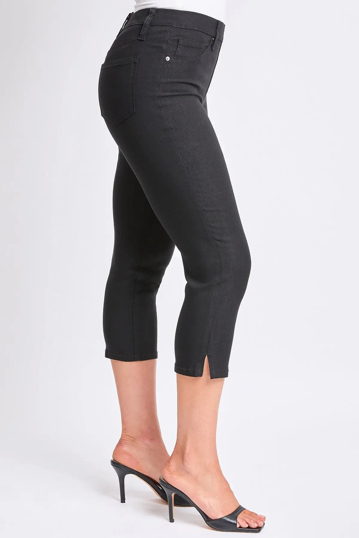 Women's Hyperstretch Pull On Capri - Love Salve
