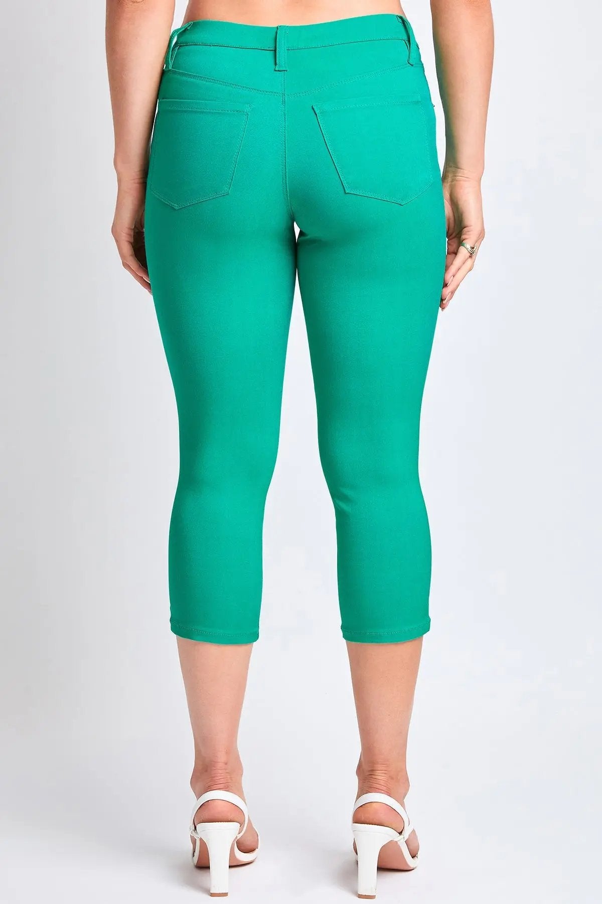 Women's Hyperstretch Pull On Capri - Love Salve