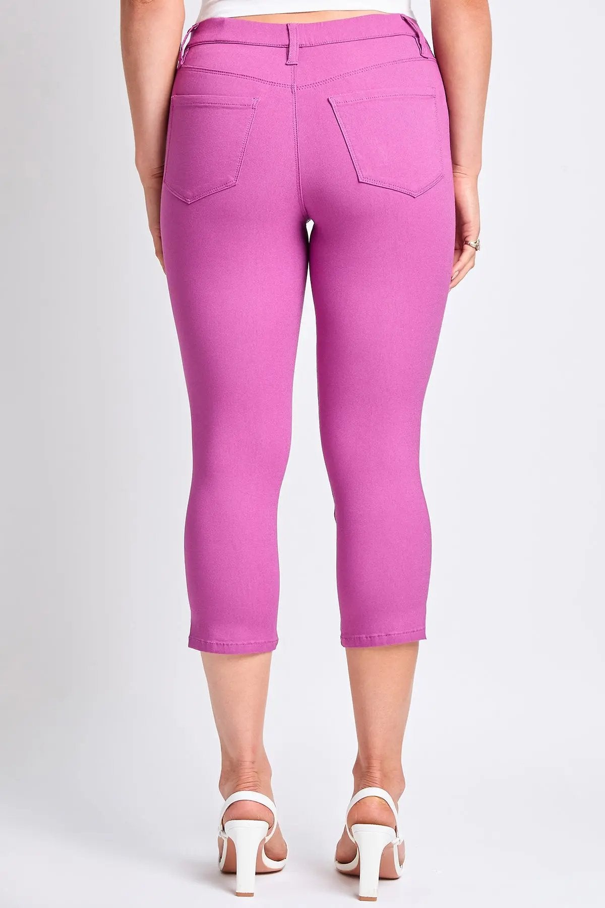 Women's Hyperstretch Pull On Capri - Love Salve