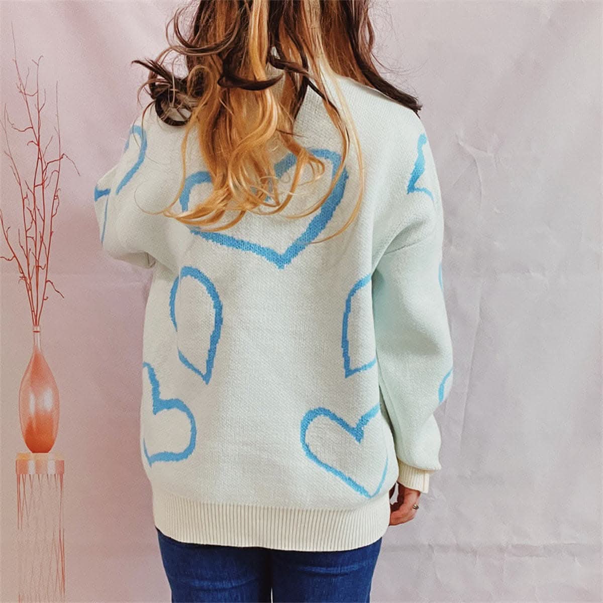 Charming heart print pullover 