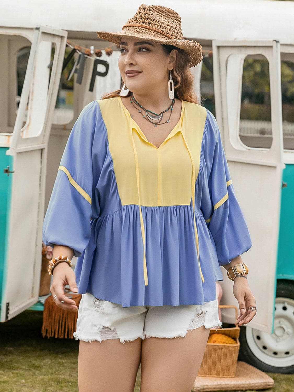 Chic Plus Size Balloon Sleeve Blouse - Love Salve 