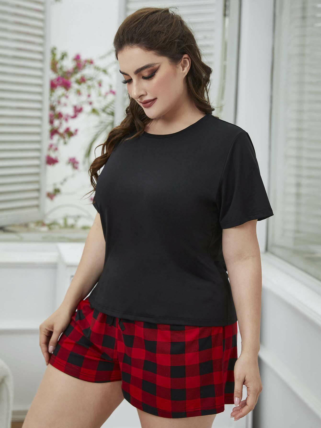 Chic Plus Size Plaid Lounge Set 