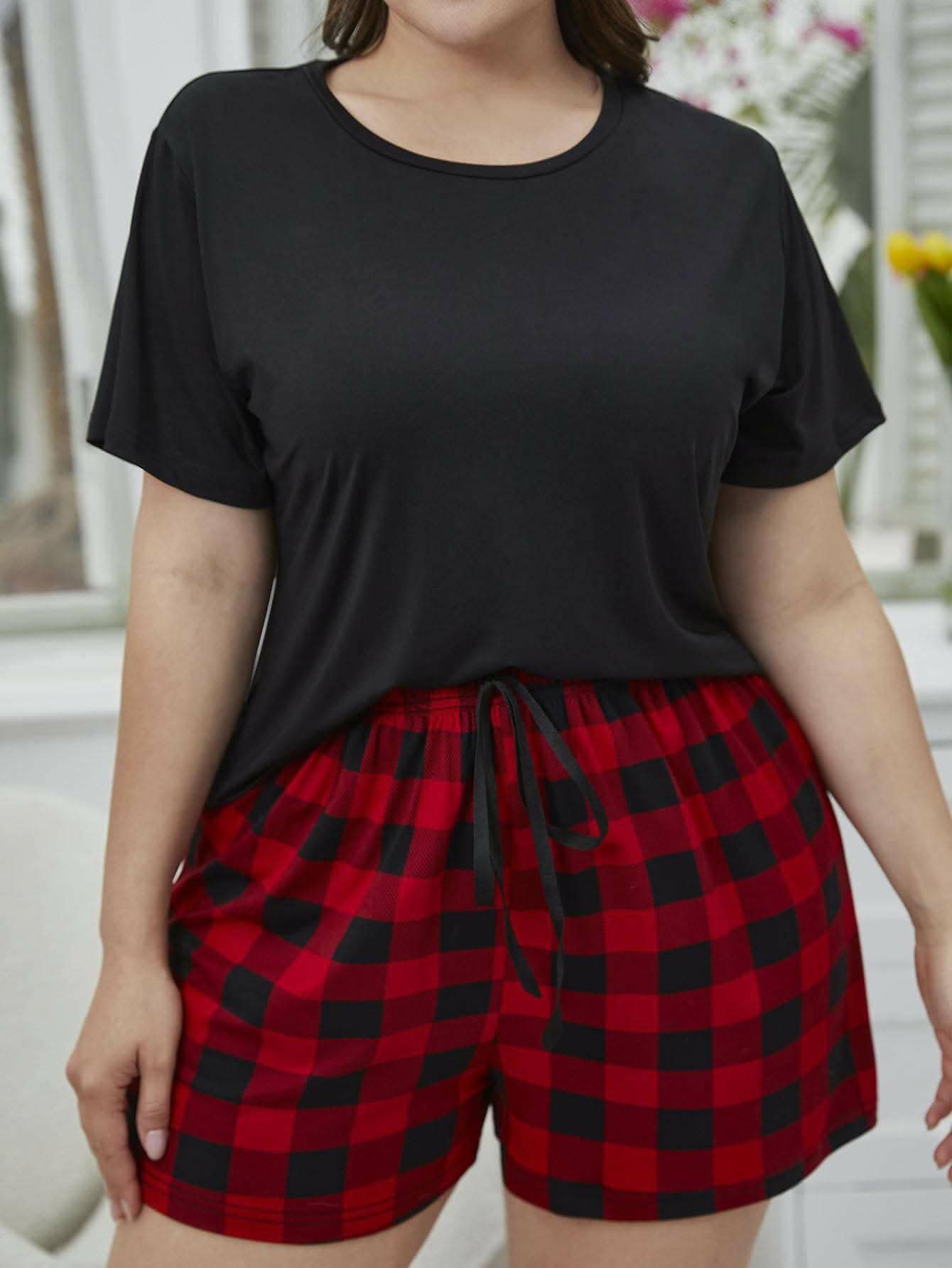 Chic Plus Size Plaid Lounge Set 