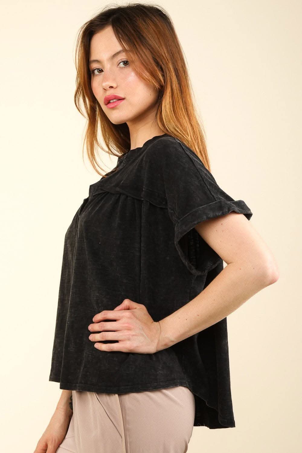 Chic and casual washed knit t-shirt by VERY J - Love Salve 
