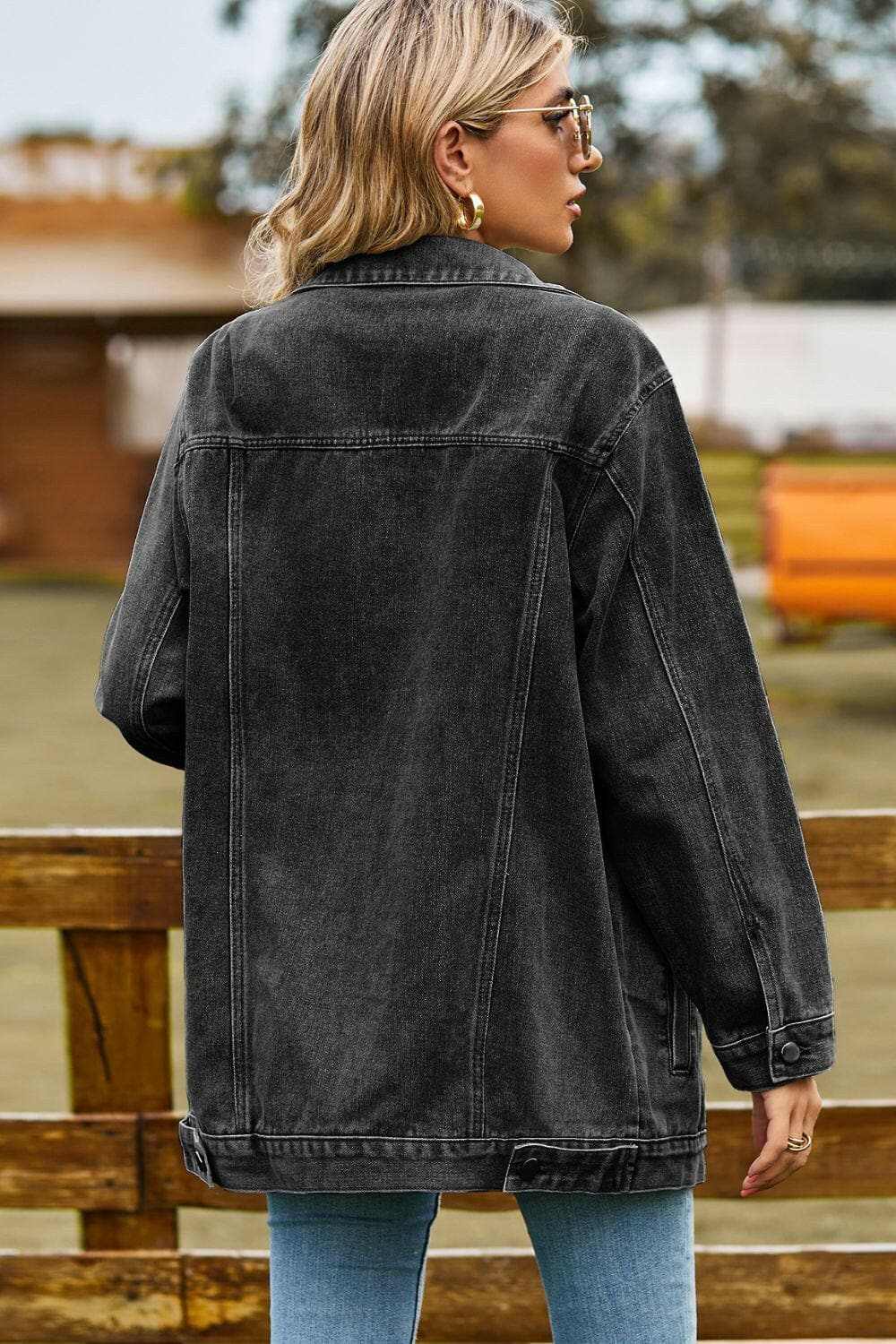 Chic denim jacket with pockets - Love Salve 