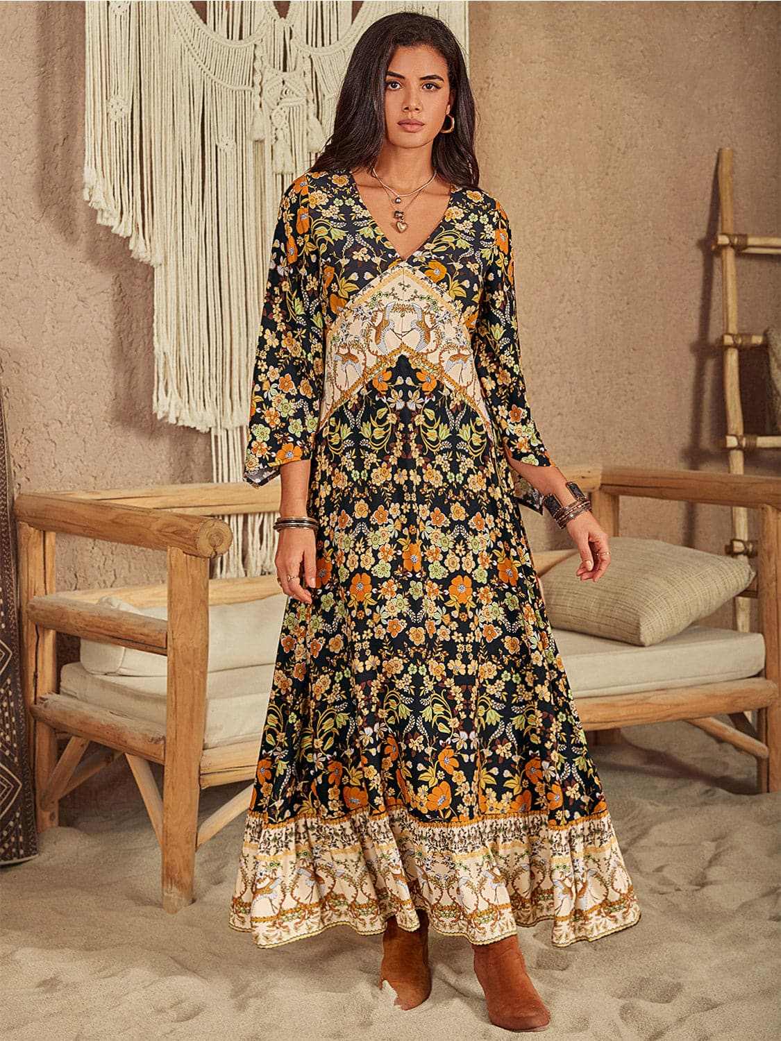 Chic floral v-neck midi dress - Love Salve 