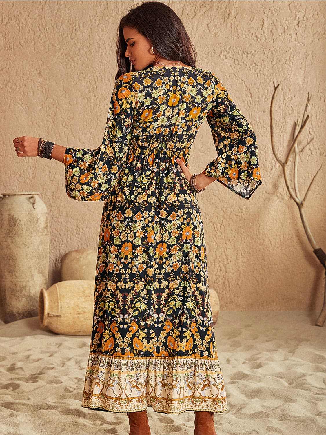 Chic floral v-neck midi dress - Love Salve 