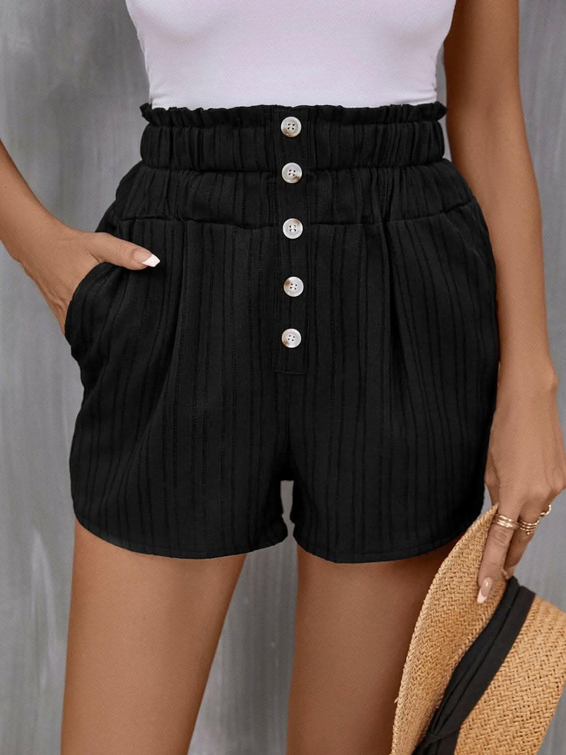 Chic high rise shorts with pockets - Love Salve 