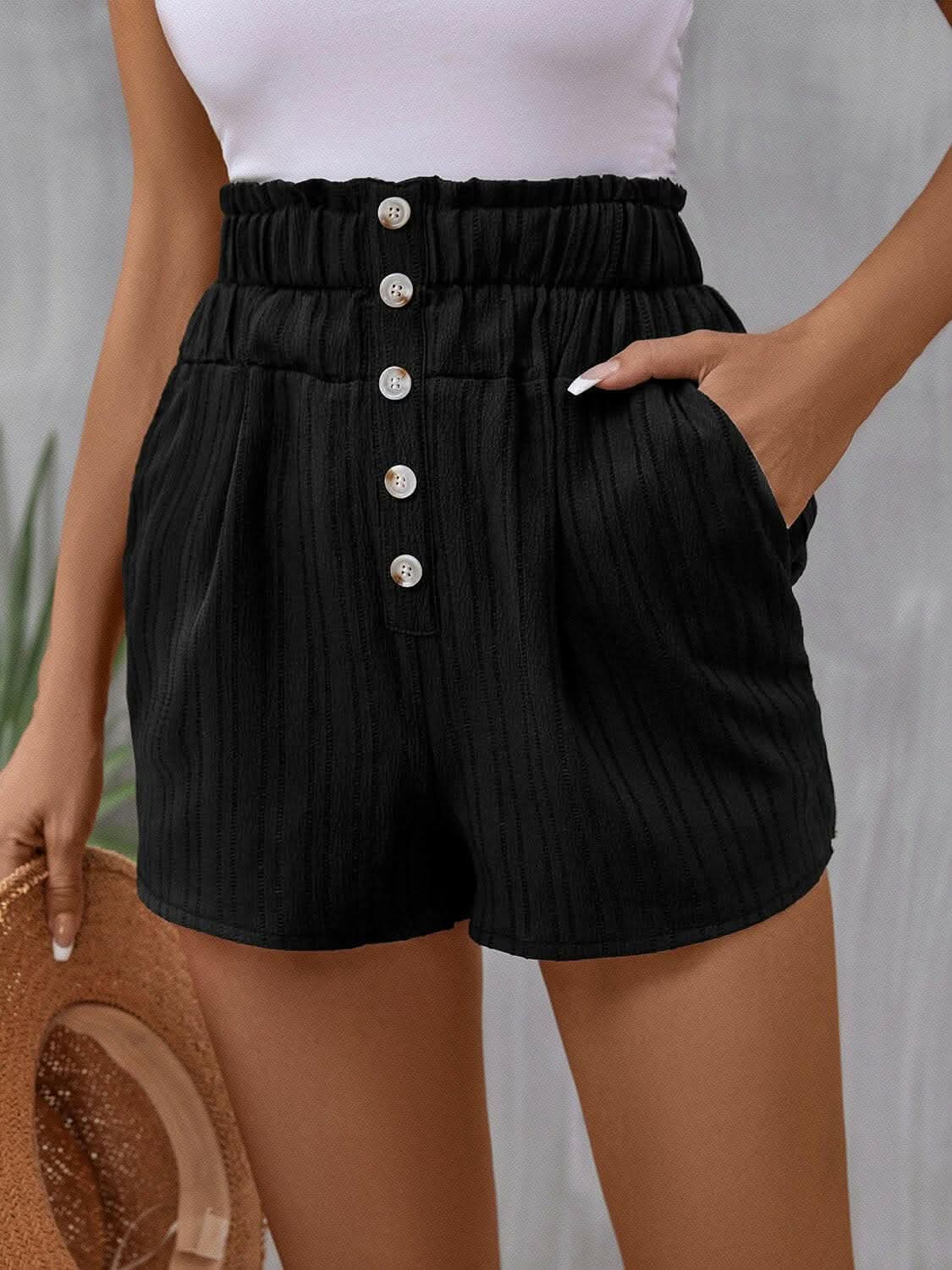 Chic high rise shorts with pockets - Love Salve 
