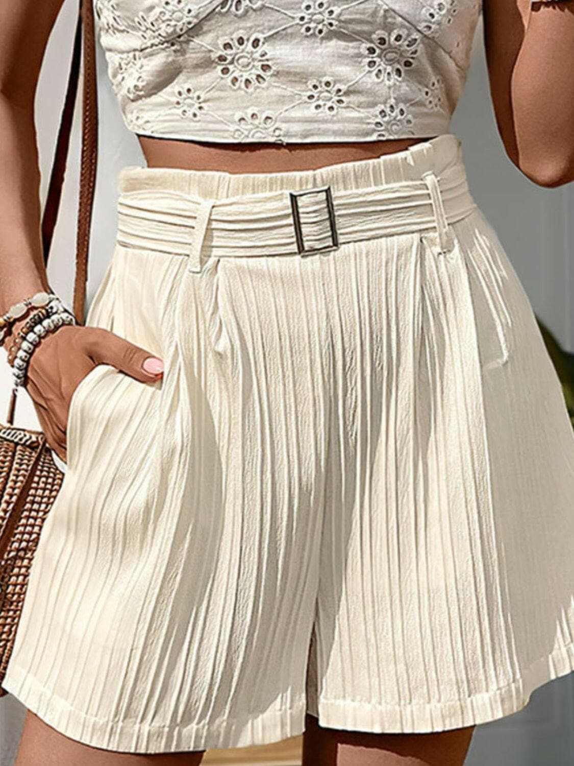 Chic high waist shorts with pockets - Love Salve 
